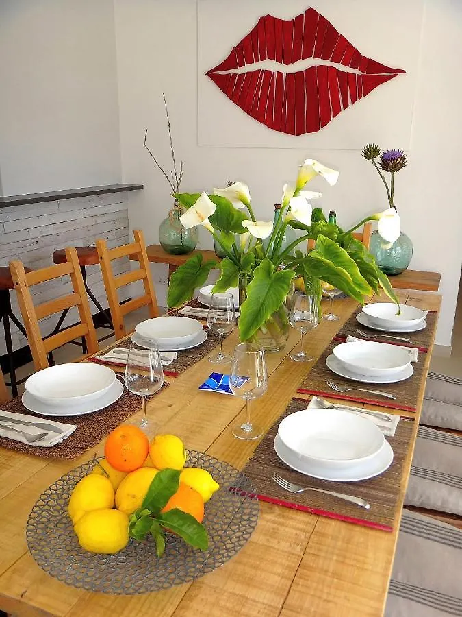 Holiday home Cansantidesmonestir La Mola